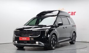 2025 Kia Carnival IV Рестайлинг HEV 9-Seater Hi-Limousine Signature с пробегом 16 140 км