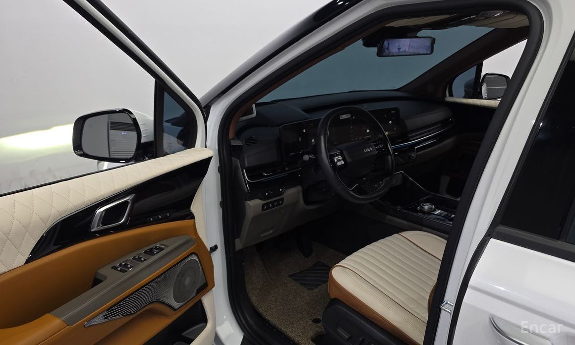 2025 Kia Carnival IV Рестайлинг HEV 9seater Signature с пробегом 13 474 км