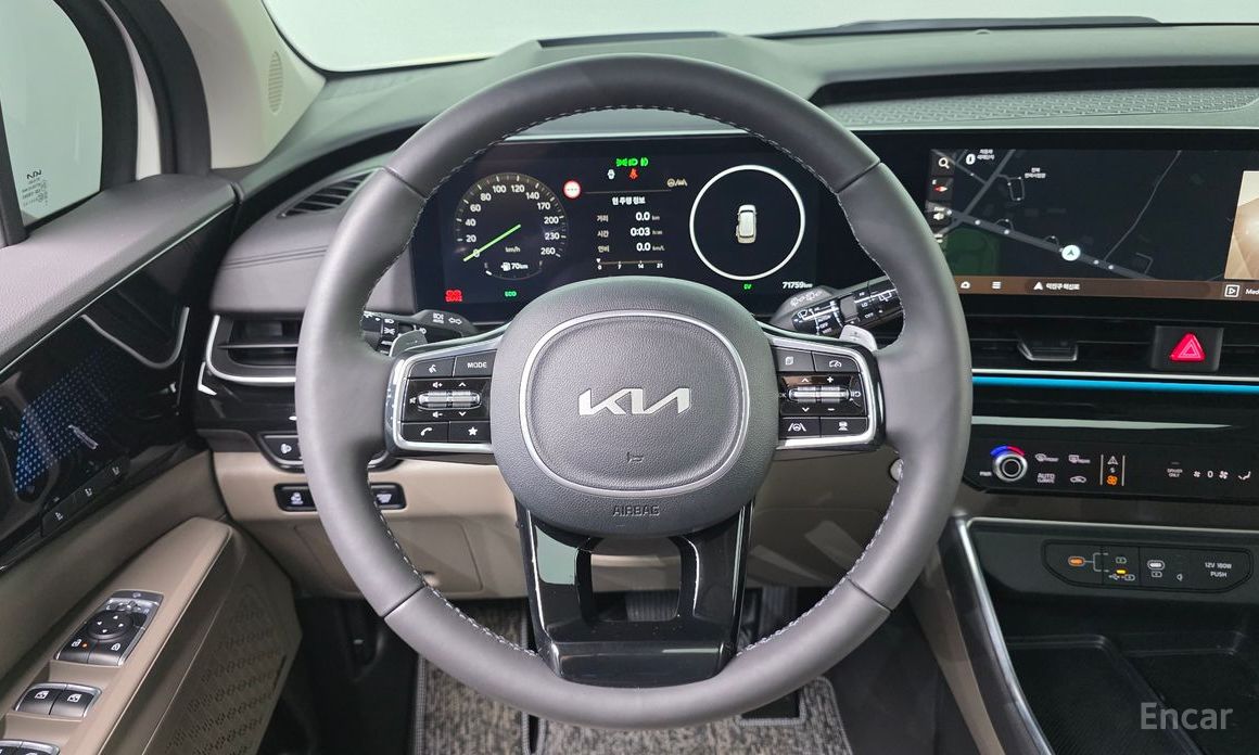 2024 Kia Carnival IV Рестайлинг HEV 9seater Signature с пробегом 71 759 км