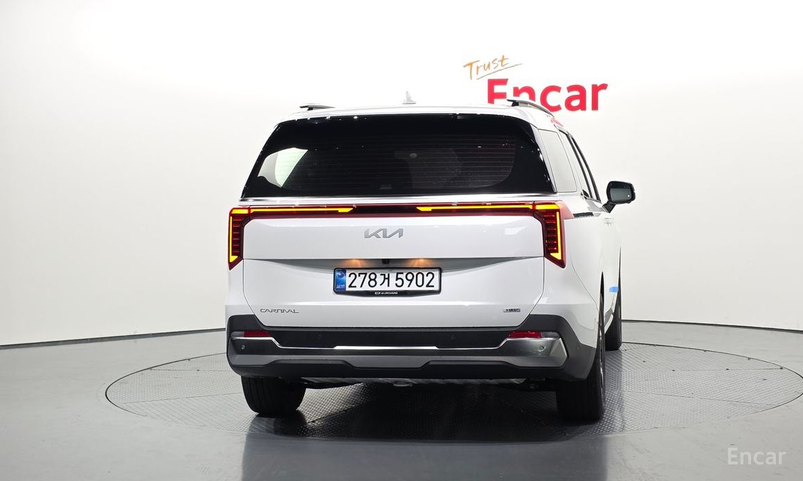 2026 Kia Carnival IV Рестайлинг HEV 9seater Nobless с пробегом 776 км