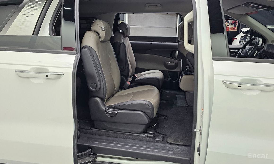 2024 Kia Carnival IV Рестайлинг HEV 9seater Nobless с пробегом 53 456 км