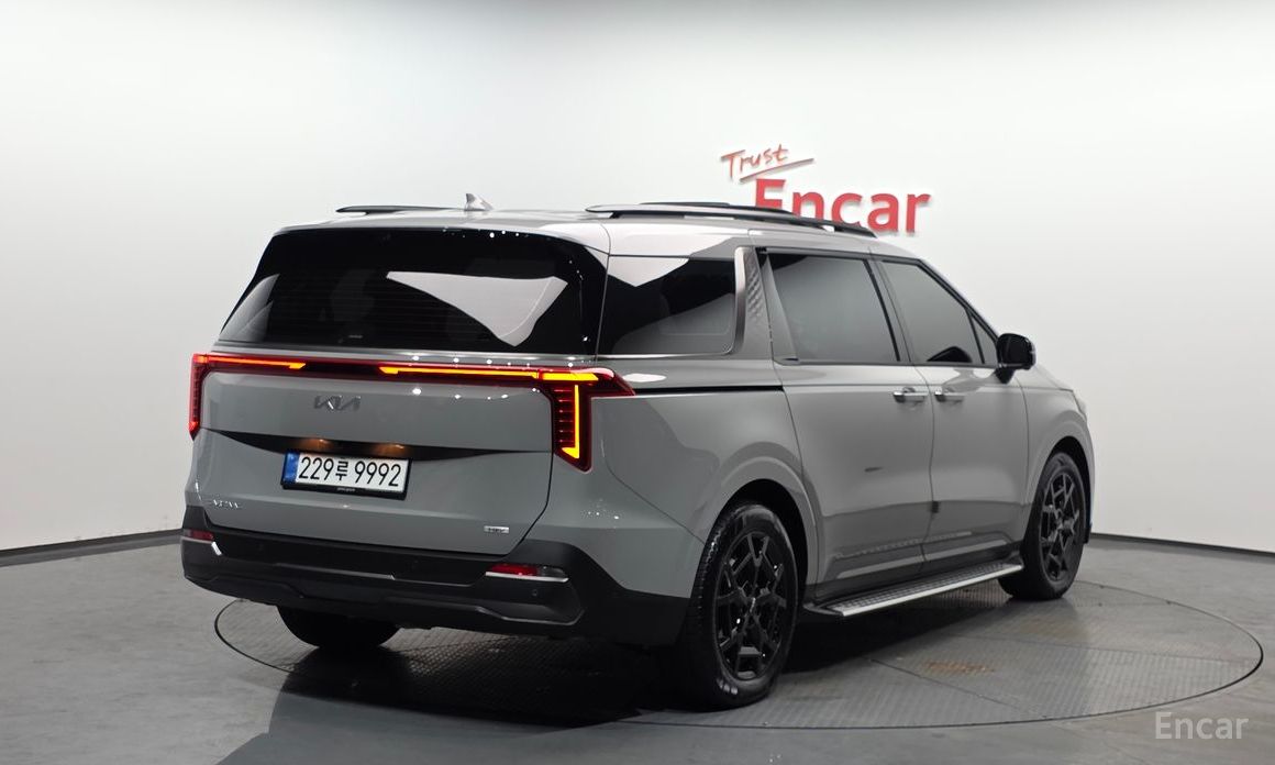2025 Kia Carnival IV Рестайлинг HEV 9seater Gravity с пробегом 16 010 км