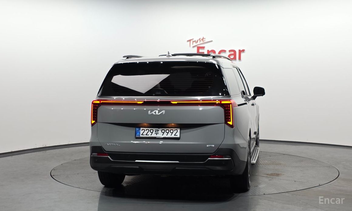 2025 Kia Carnival IV Рестайлинг HEV 9seater Gravity с пробегом 16 010 км