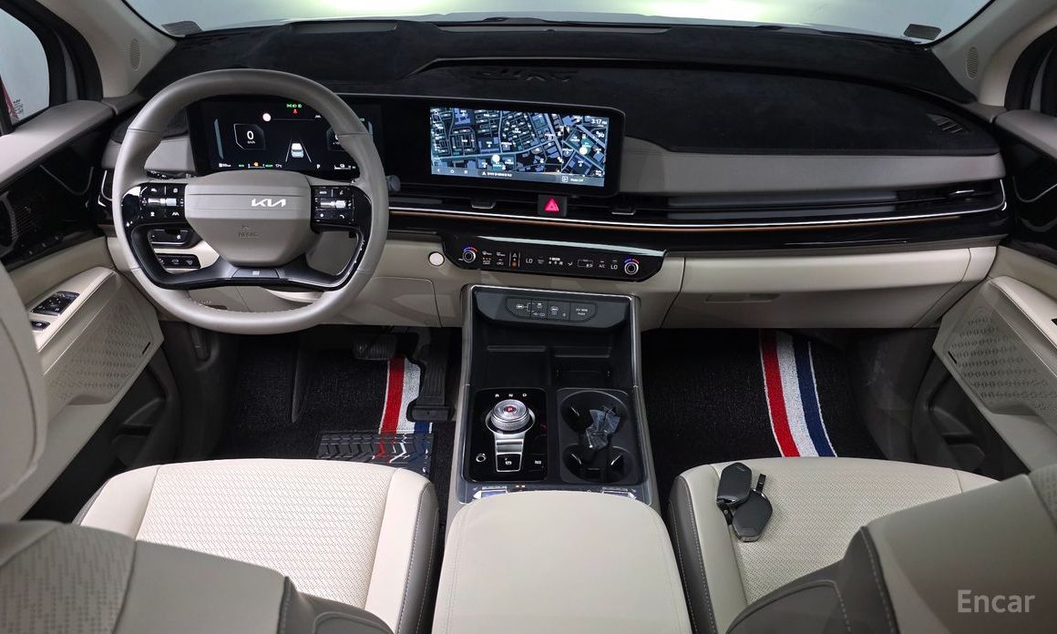 2025 Kia Carnival IV Рестайлинг HEV 9seater Gravity с пробегом 16 010 км