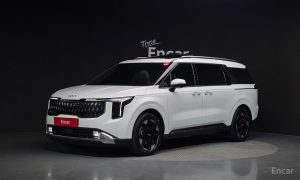 2025 Kia Carnival IV Рестайлинг HEV 9seater Nobless с пробегом 10 039 км