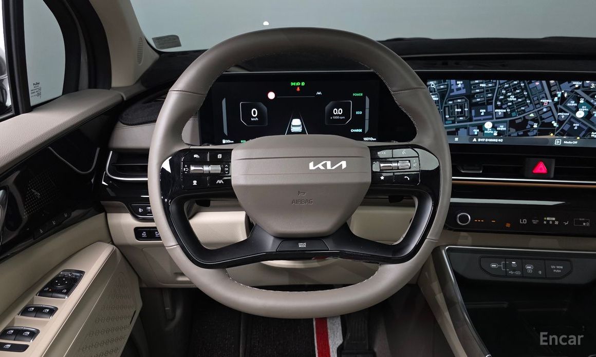 2025 Kia Carnival IV Рестайлинг HEV 9seater Gravity с пробегом 16 010 км