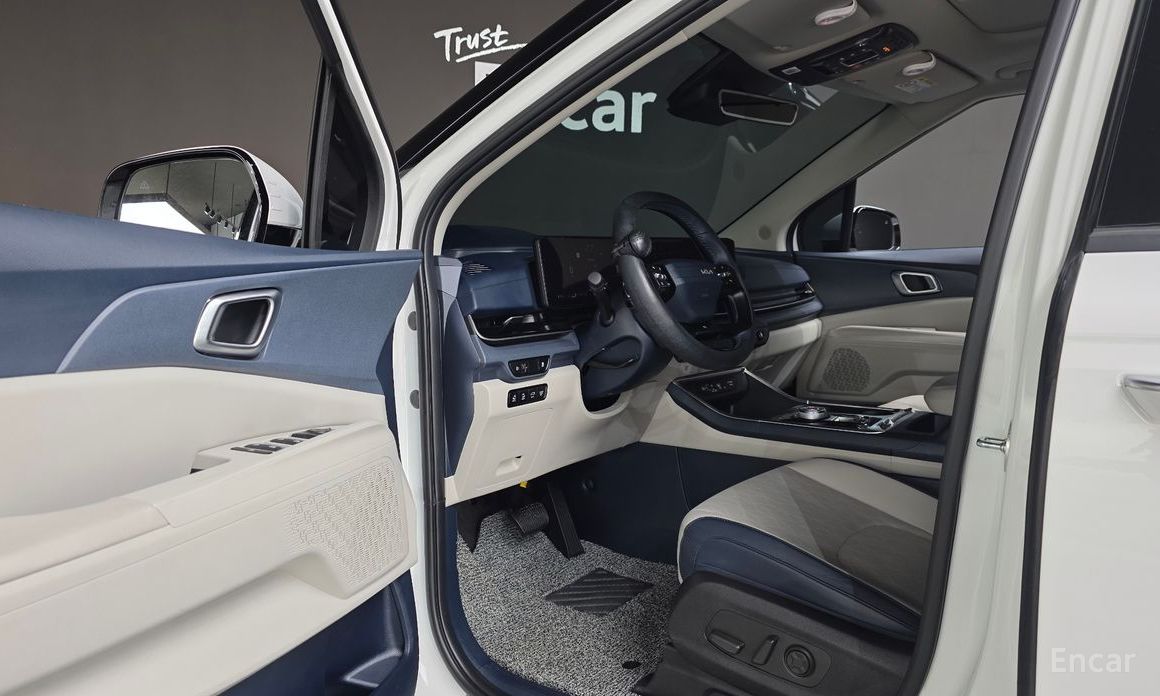 2025 Kia Carnival IV Рестайлинг HEV 9seater Nobless с пробегом 10 039 км