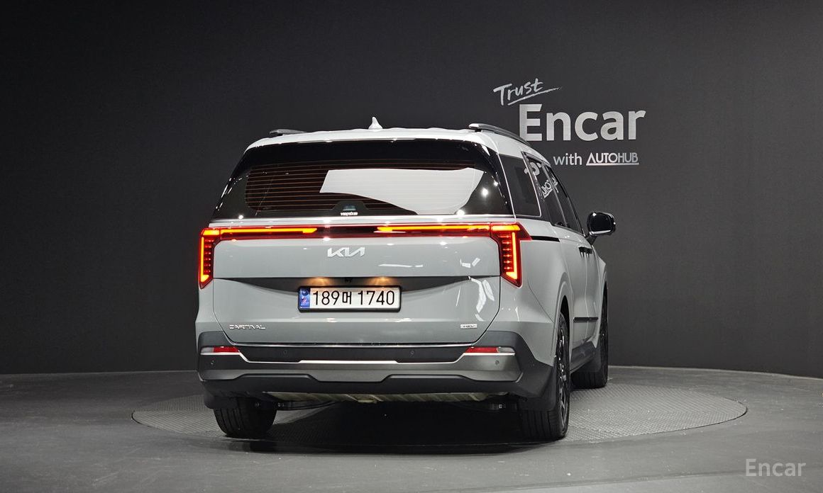 2024 Kia Carnival IV Рестайлинг HEV 9seater Gravity с пробегом 8 893 км