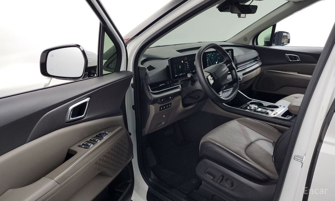 2024 Kia Carnival IV Рестайлинг HEV 9seater Nobless с пробегом 8 836 км
