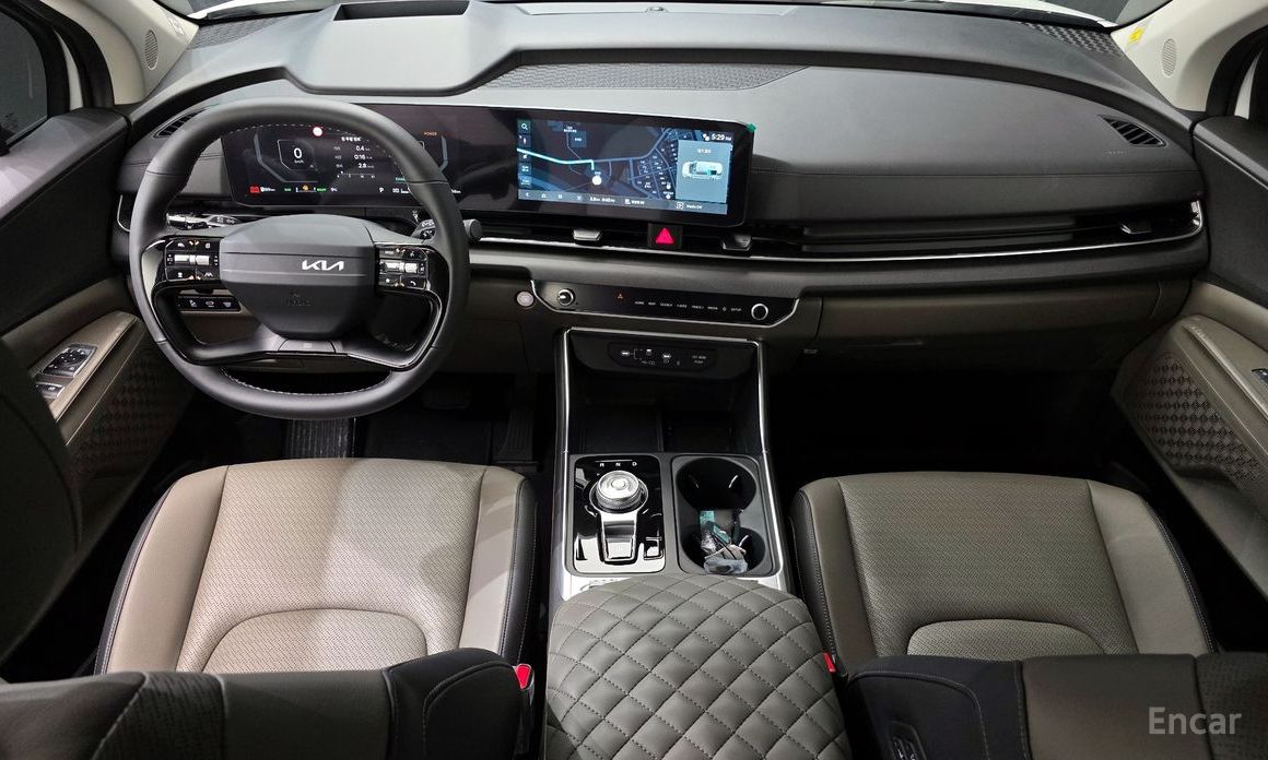 2025 Kia Carnival IV Рестайлинг HEV 9seater Nobless с пробегом 5 534 км
