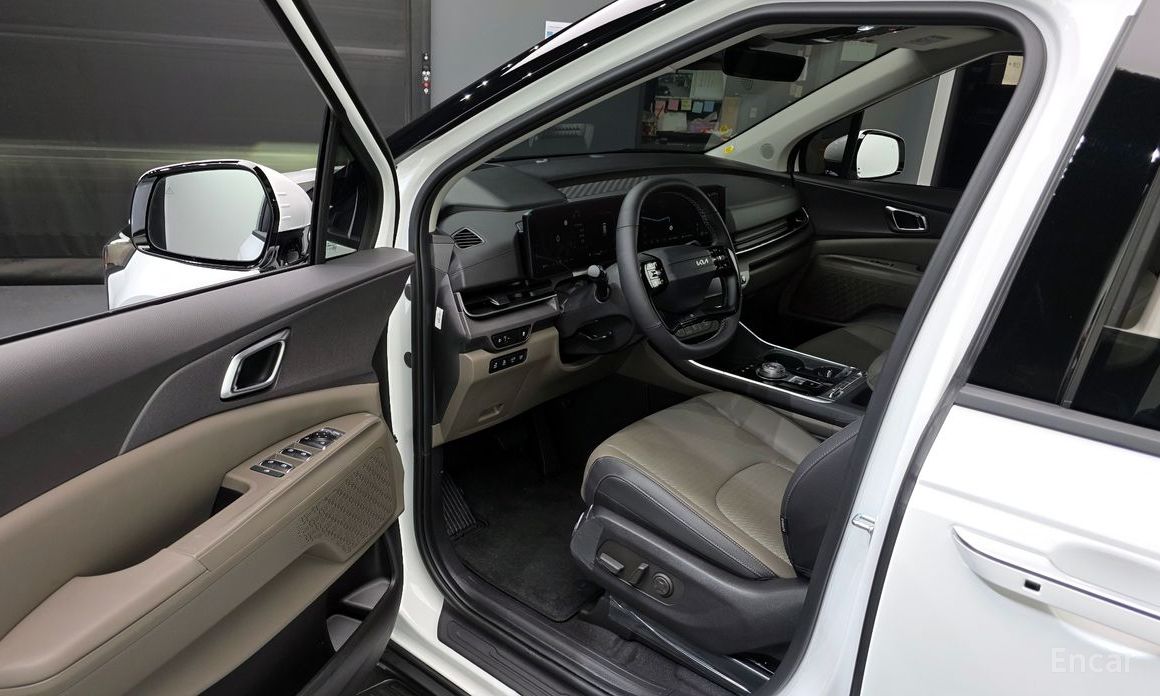2025 Kia Carnival IV Рестайлинг HEV 9seater Nobless с пробегом 5 534 км