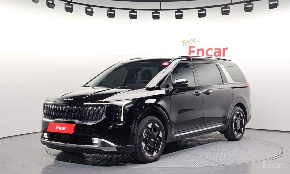 2025 Kia Carnival IV Рестайлинг HEV 9seater Signature с пробегом 30 532 км