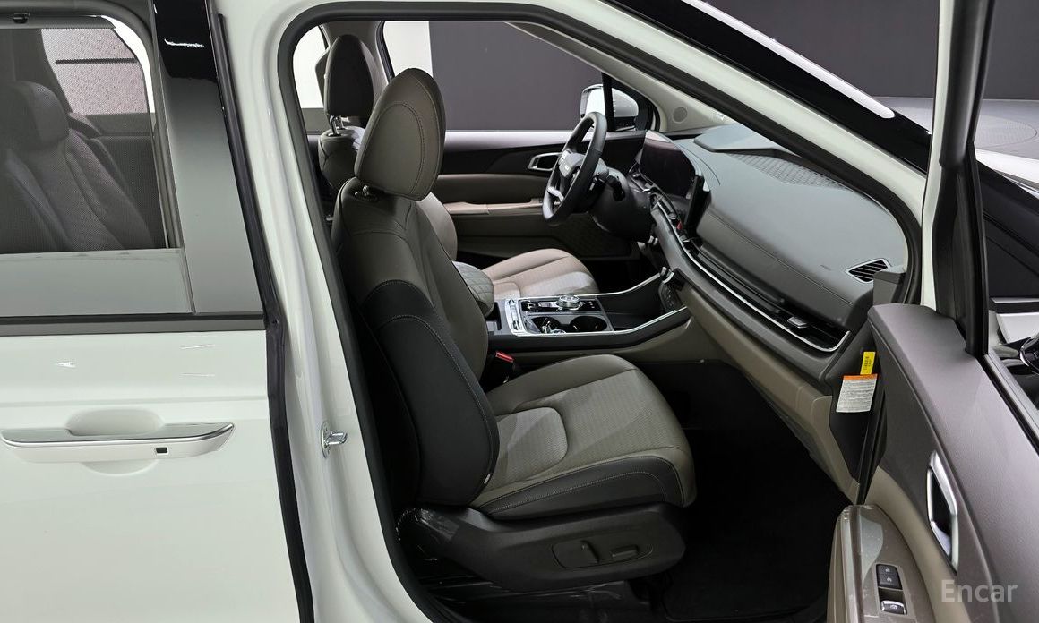 2025 Kia Carnival IV Рестайлинг HEV 9seater Nobless с пробегом 5 534 км
