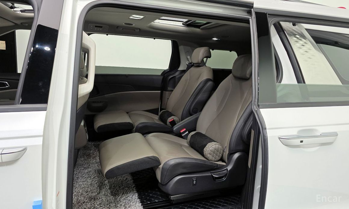 2024 Kia Carnival IV Рестайлинг HEV 9seater Nobless с пробегом 63 810 км
