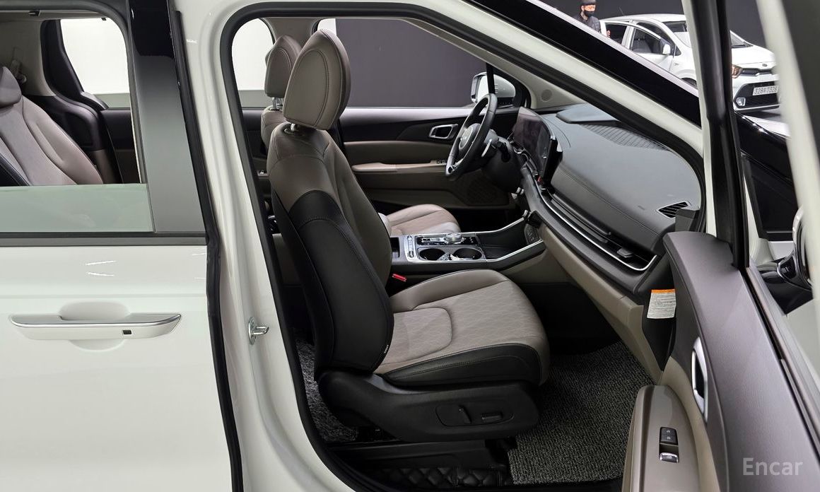 2024 Kia Carnival IV Рестайлинг HEV 9seater Nobless с пробегом 63 810 км