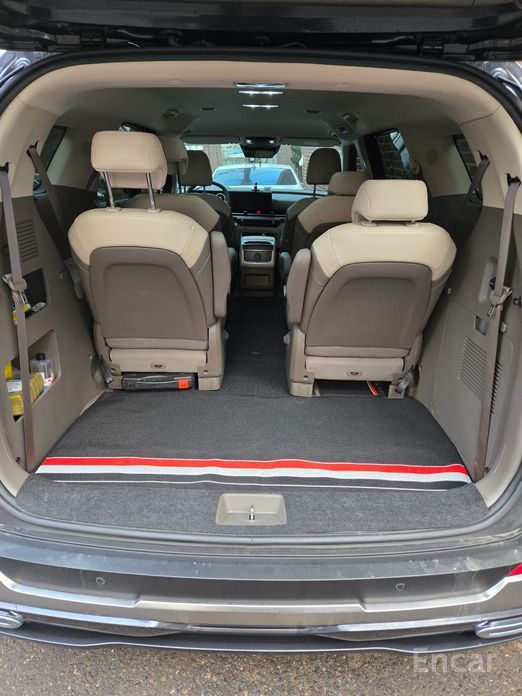 2024 Kia Carnival IV Рестайлинг HEV 9seater Nobless с пробегом 14 790 км