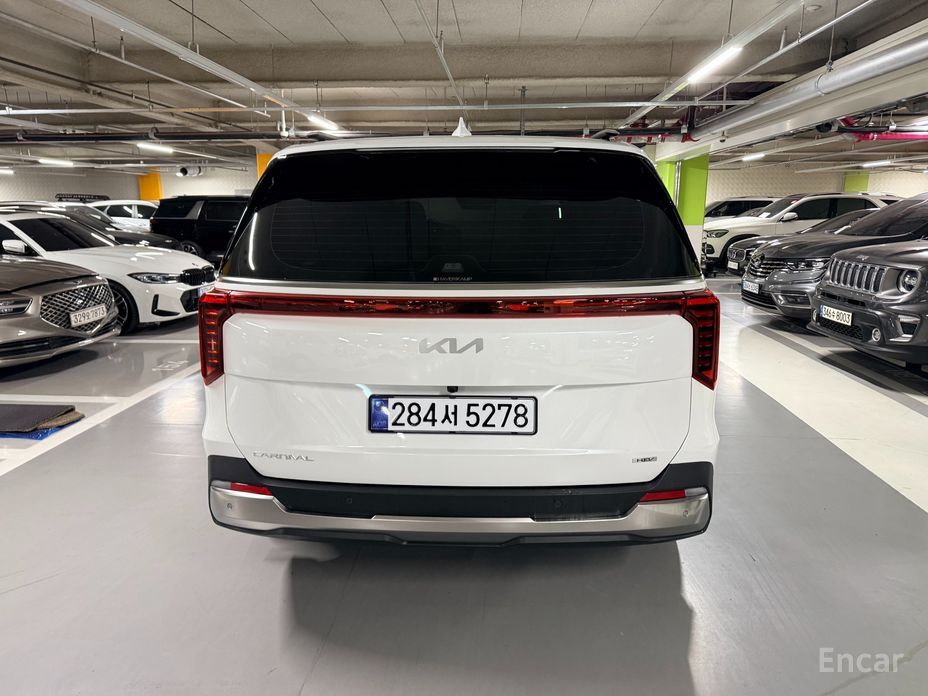 2025 Kia Carnival IV Рестайлинг HEV 9seater Nobless с пробегом 5 897 км