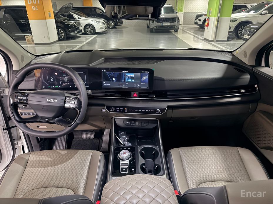 2025 Kia Carnival IV Рестайлинг HEV 9seater Nobless с пробегом 5 897 км