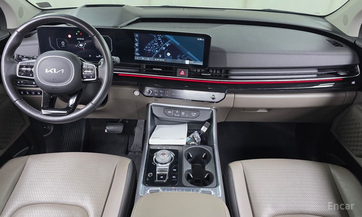 2024 Kia Carnival IV Рестайлинг HEV 9seater Signature с пробегом 37 602 км