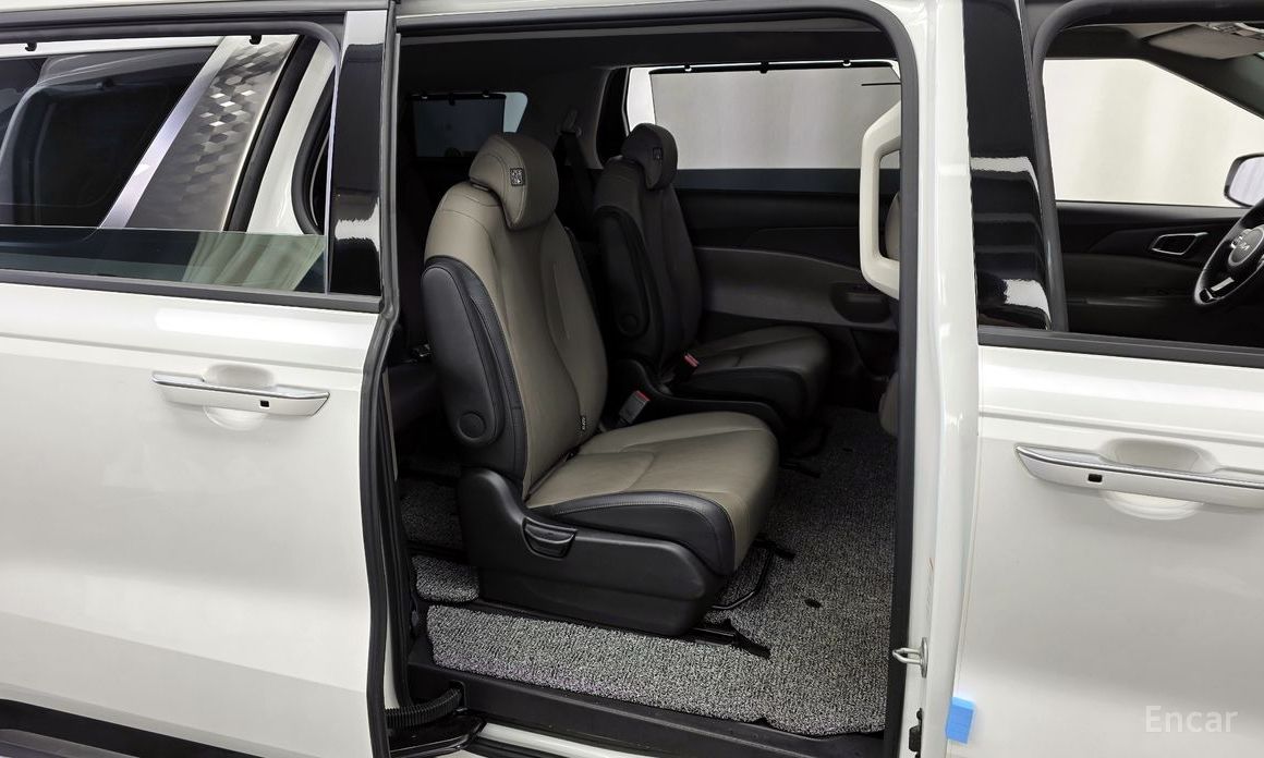 2024 Kia Carnival IV Рестайлинг HEV 9seater Nobless с пробегом 69 137 км