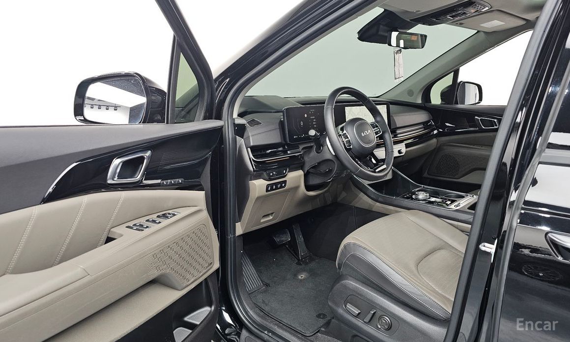 2024 Kia Carnival IV Рестайлинг HEV 9seater Signature с пробегом 29 863 км