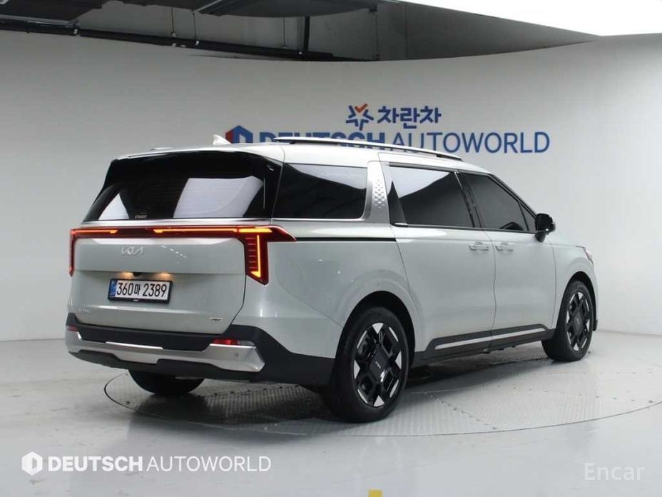 2025 Kia Carnival IV Рестайлинг HEV 9seater Nobless с пробегом 10 000 км