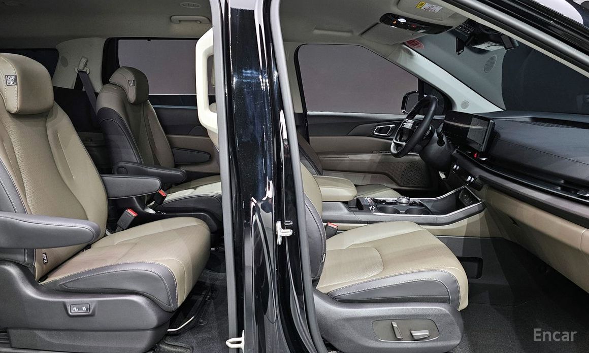 2024 Kia Carnival IV Рестайлинг HEV 9seater Nobless с пробегом 31 539 км