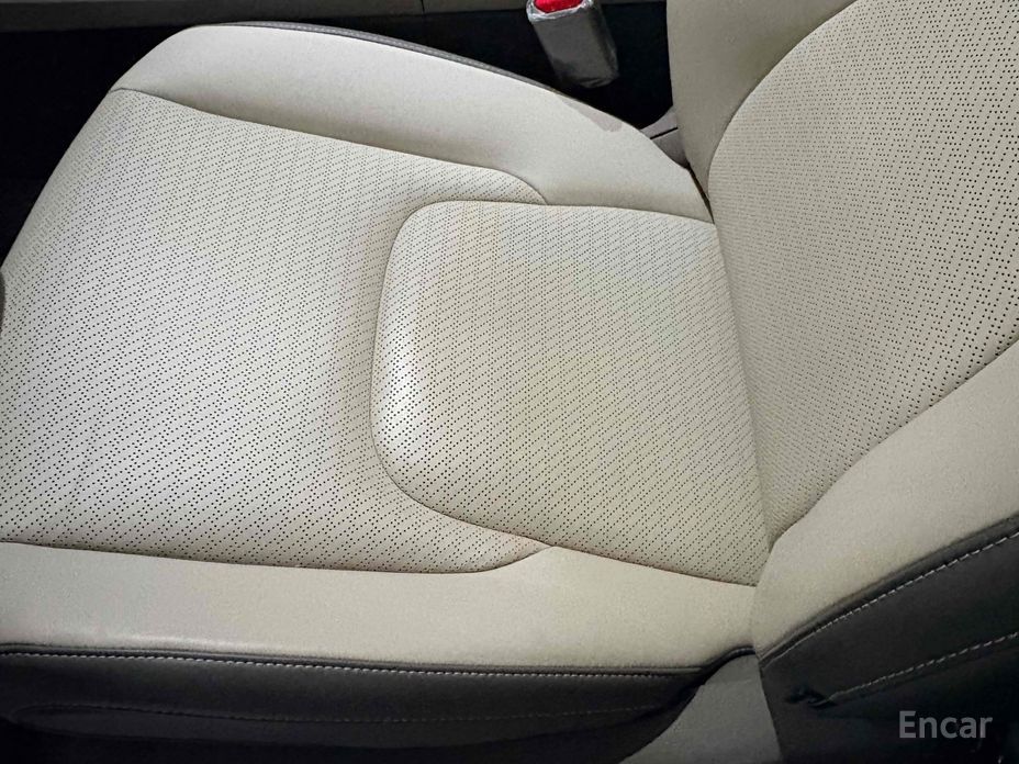 2025 Kia Carnival IV Рестайлинг HEV 9seater Gravity с пробегом 4 200 км