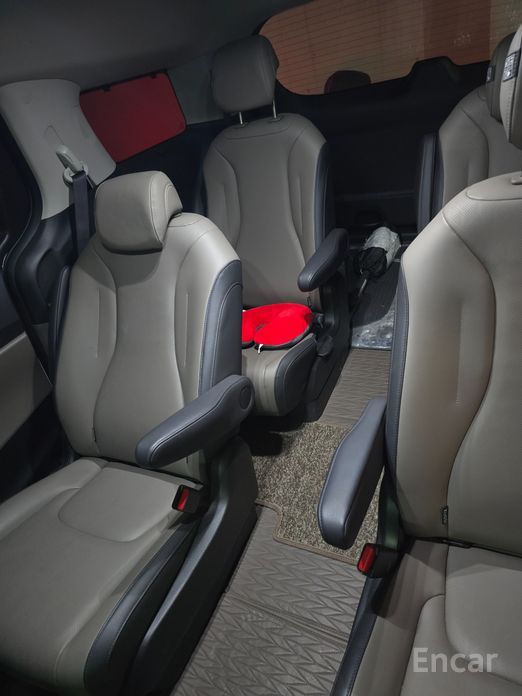 2024 Kia Carnival IV Рестайлинг HEV 9seater Nobless с пробегом 38 000 км