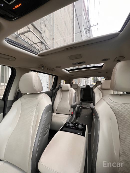 2024 Kia Carnival IV Рестайлинг HEV 9seater Gravity с пробегом 39 000 км