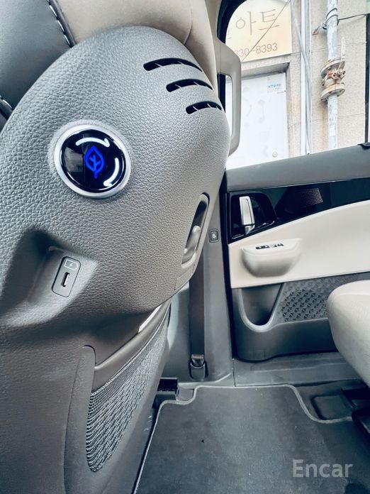2024 Kia Carnival IV Рестайлинг HEV 9seater Gravity с пробегом 39 000 км