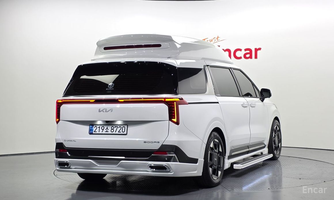 2024 Kia Carnival IV Рестайлинг Gasoline 9-Seater Hi Limousine (7-seater Limousine(Special vehicle) с пробегом 15 847 км
