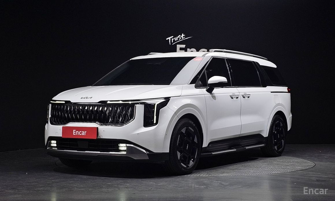 2024 Kia Carnival IV Рестайлинг Gasoline 9-Seater Signature с пробегом 41 281 км