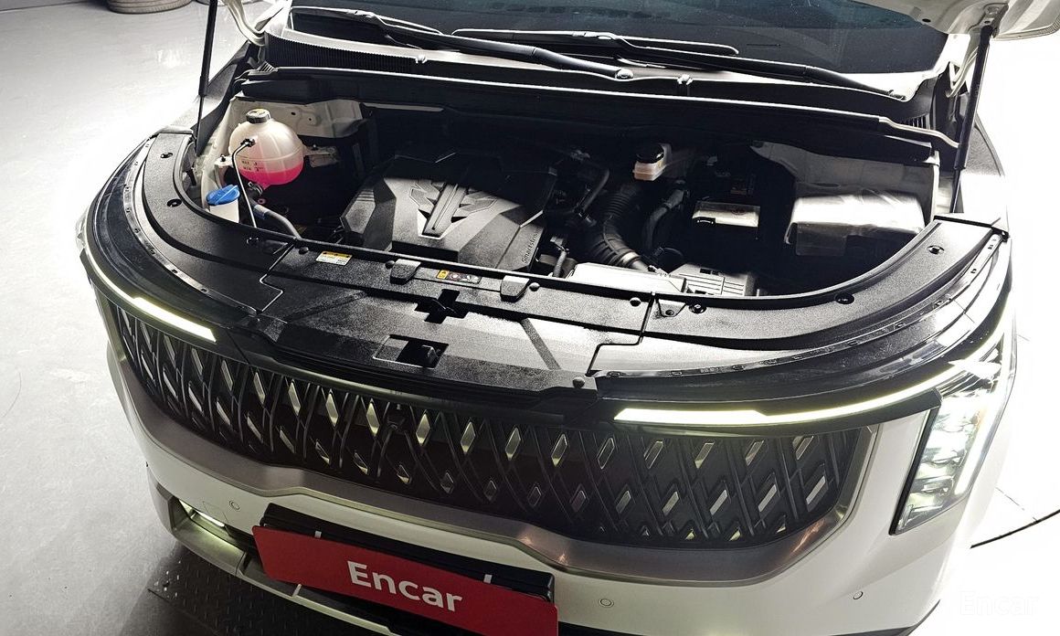 2024 Kia Carnival IV Рестайлинг Gasoline 9-Seater Signature с пробегом 41 281 км