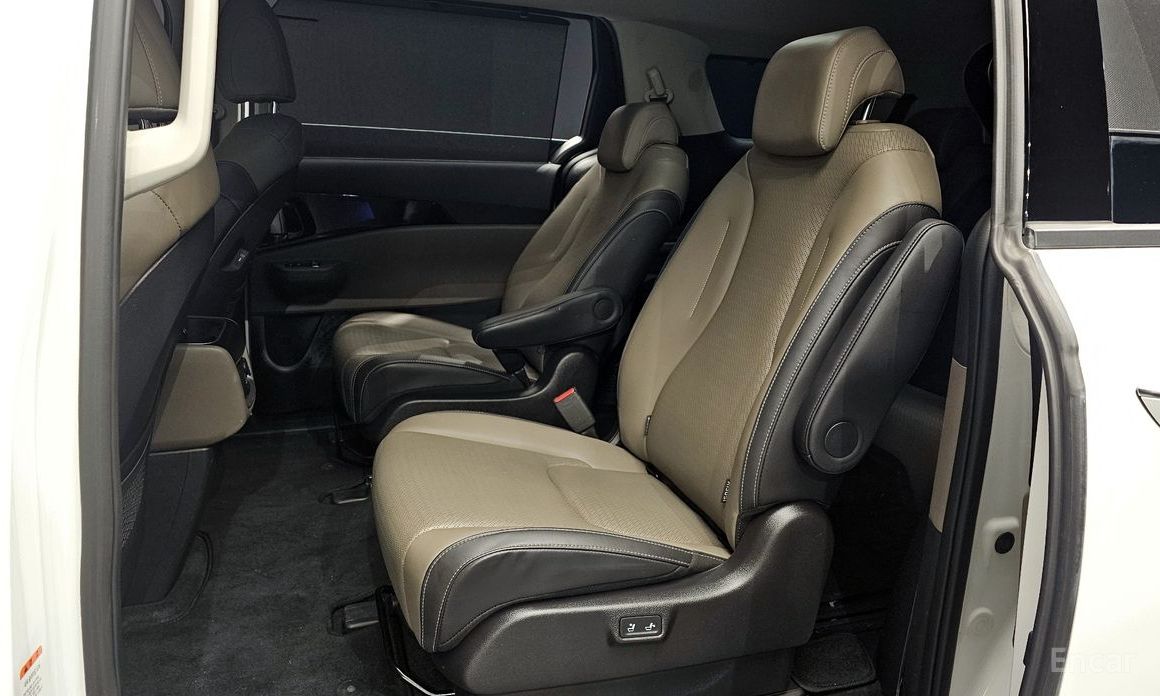 2024 Kia Carnival IV Рестайлинг Gasoline 9-Seater Signature с пробегом 41 281 км