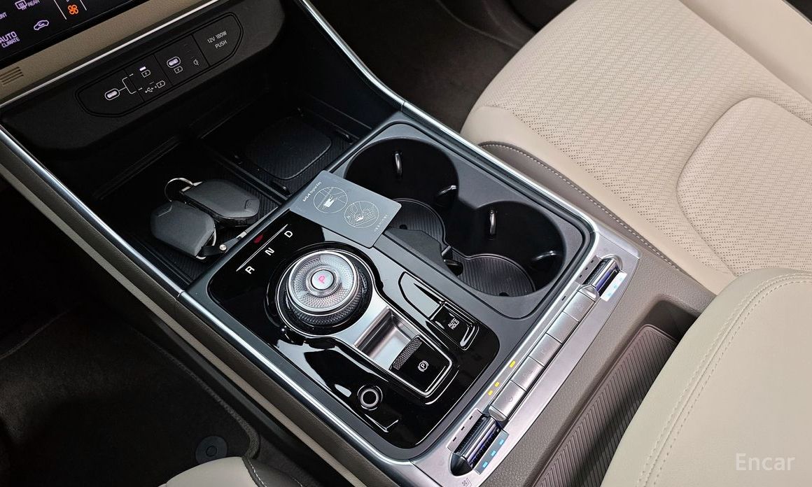 2025 Kia Carnival IV Рестайлинг Gasoline 9 Seater X Line с пробегом 10 957 км