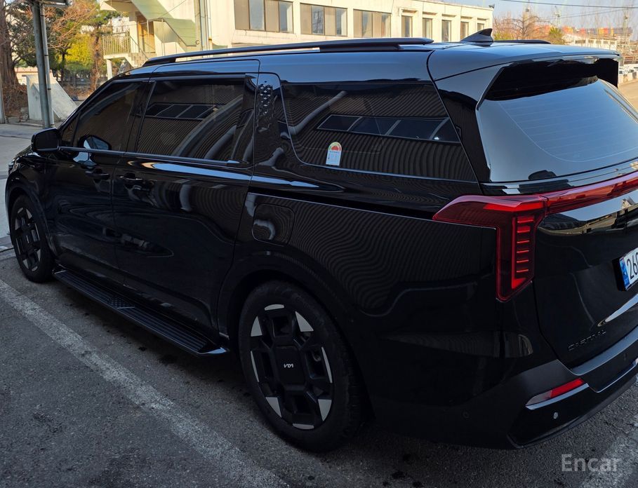 2025 Kia Carnival IV Рестайлинг Gasoline 9-Seater Signature с пробегом 2 979 км