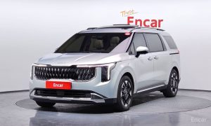 2024 Kia Carnival IV Рестайлинг Gasoline 9-Seater Signature с пробегом 8 678 км