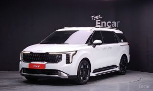 2025 Kia Carnival IV Рестайлинг Gasoline 9-Seater Signature с пробегом 4 740 км