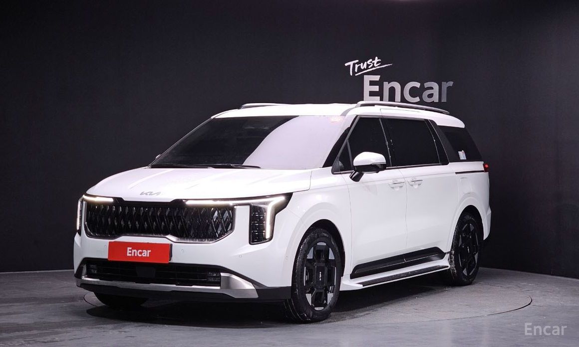 2025 Kia Carnival IV Рестайлинг Gasoline 9-Seater Signature с пробегом 4 740 км