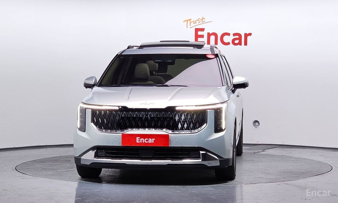 2024 Kia Carnival IV Рестайлинг Gasoline 9-Seater Signature с пробегом 8 678 км