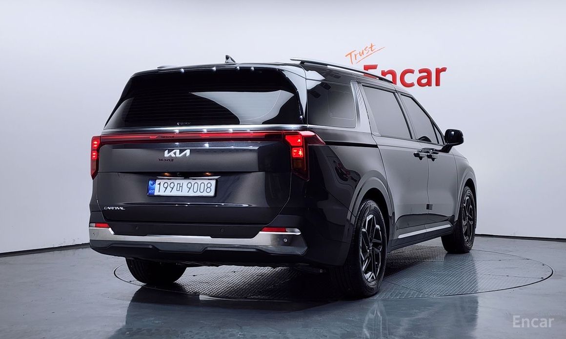 2025 Kia Carnival IV Рестайлинг Gasoline 9-Seater Noblesse с пробегом 7 950 км