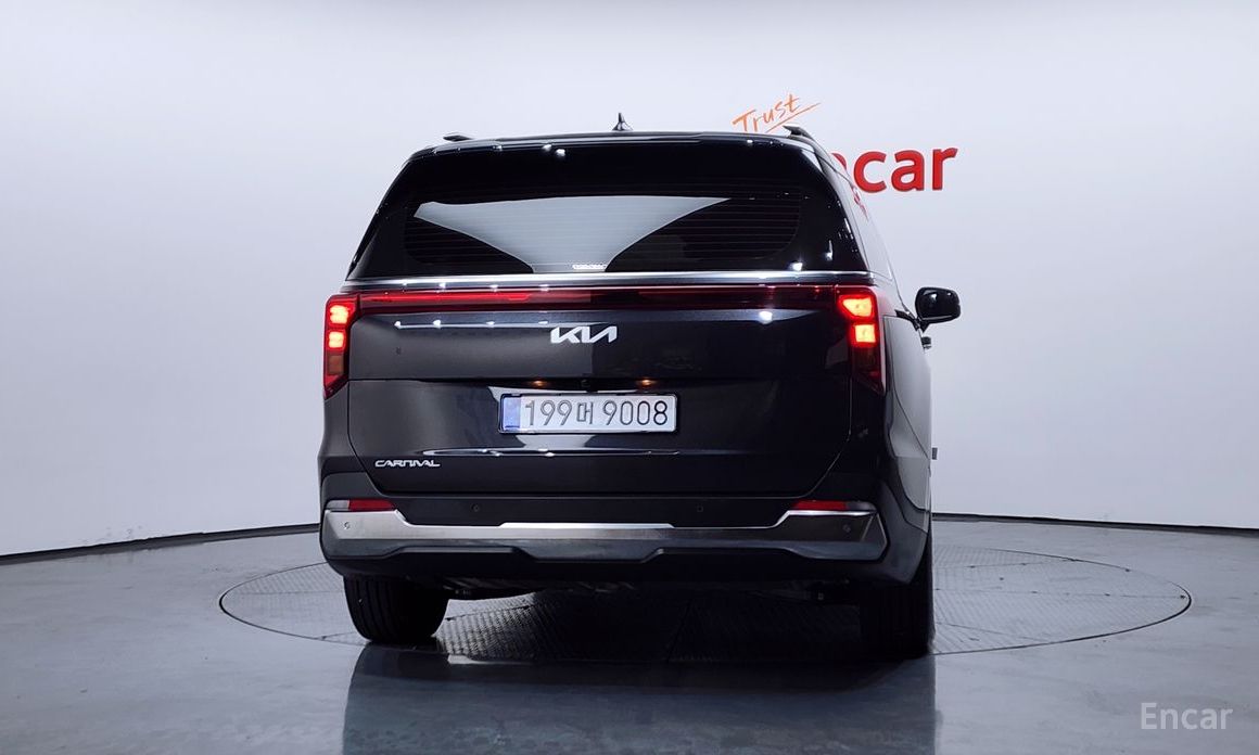 2025 Kia Carnival IV Рестайлинг Gasoline 9-Seater Noblesse с пробегом 7 950 км
