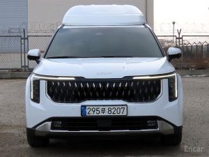 2024 Kia Carnival IV Рестайлинг Gasoline 9-Seater Hi Limousine Signature с пробегом 6 257 км