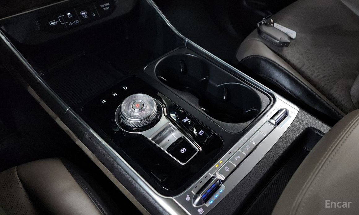 2025 Kia Carnival IV Рестайлинг Gasoline 9-Seater Noblesse с пробегом 7 950 км