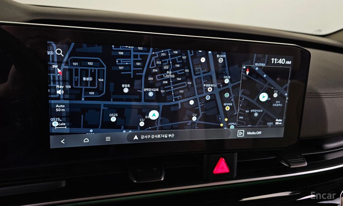 2024 Kia Carnival IV Рестайлинг Gasoline 9-Seater Signature с пробегом 8 678 км