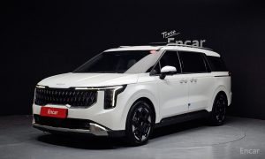2023 Kia Carnival IV Рестайлинг Gasoline 9-Seater Signature с пробегом 30 675 км