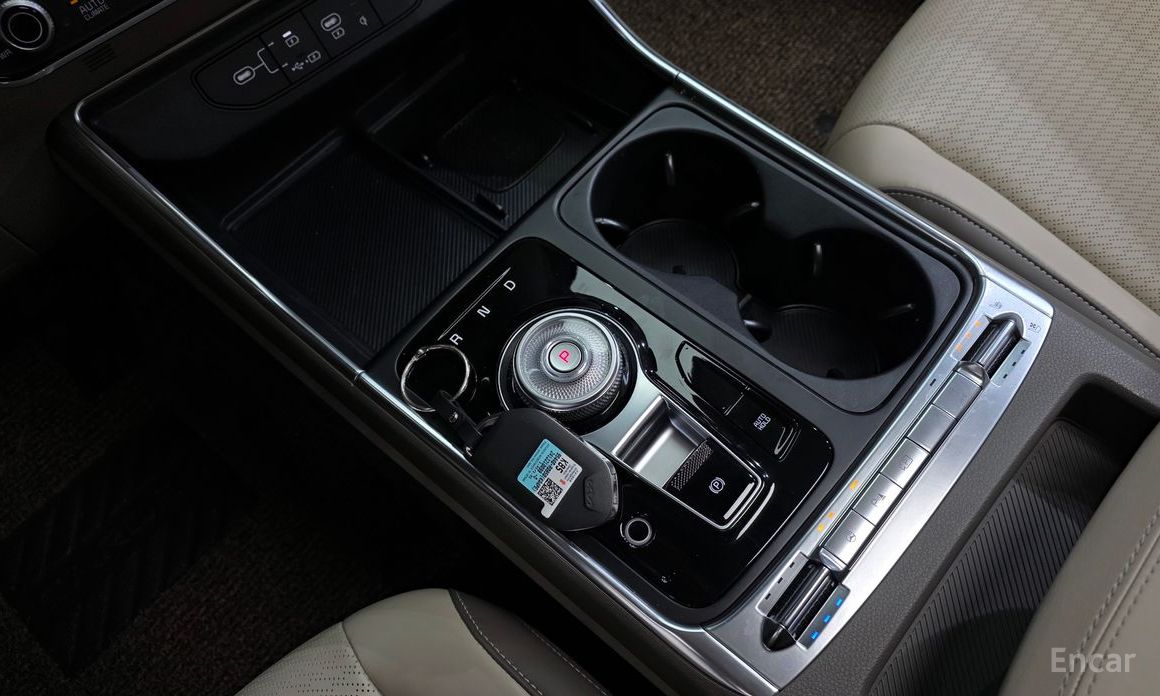 2025 Kia Carnival IV Рестайлинг Gasoline 9-Seater Gravity с пробегом 11 118 км