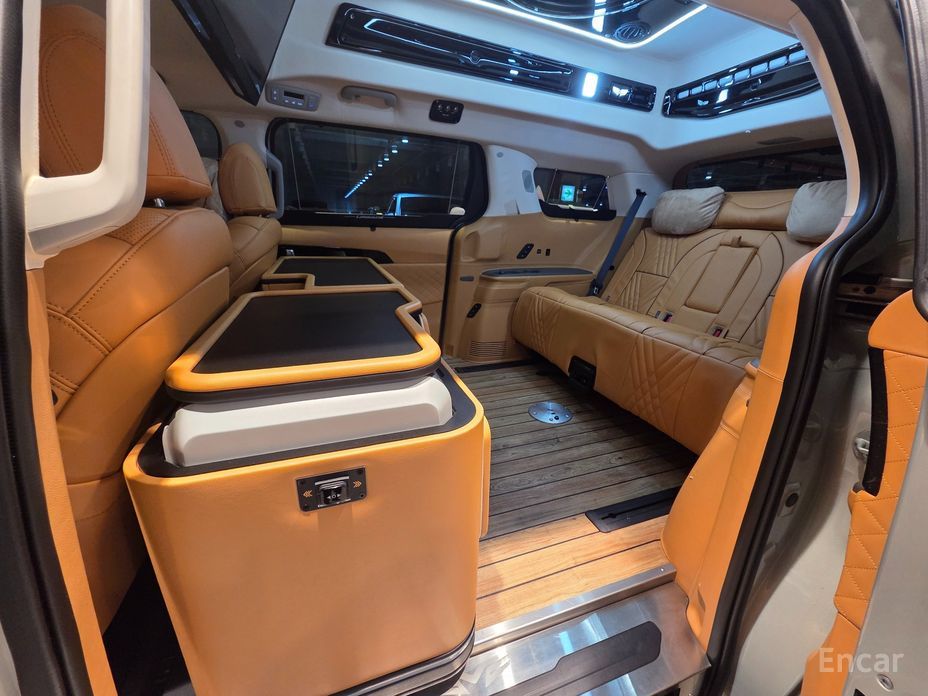 2024 Kia Carnival IV Рестайлинг Gasoline 9-Seater Hi Limousine (7-seater Limousine(Special vehicle) с пробегом 16 020 км