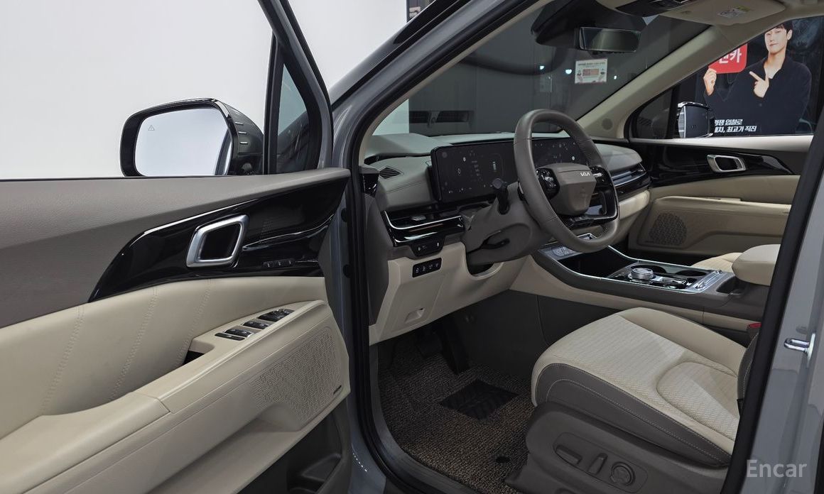2025 Kia Carnival IV Рестайлинг Gasoline 9-Seater Gravity с пробегом 11 118 км